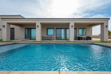 2400 Sq Ft, 3-Bedroom, 2.5-bathroom, Pool Home with RV Garage on Laughlin Ranch Golf Club in Arizona - for sale on GolfHomes.com, golf home, golf lot