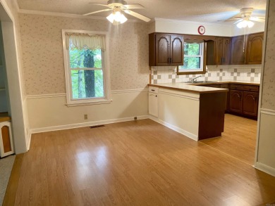 An Investor's Dream! Great one-level home in a cozy neighborhood on Cortez Golf Course in Arkansas - for sale on GolfHomes.com, golf home, golf lot