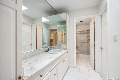 Move Right Into This Private 3 Bedroom, 3.5 Bath Townhouse That on Glen Head Country Club in New York - for sale on GolfHomes.com, golf home, golf lot