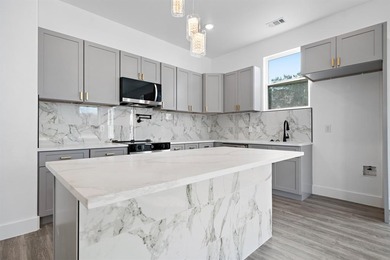 NEW YEAR SPECIAL:   New construction home offers exquisite on White Bluff Resort - New Course in Texas - for sale on GolfHomes.com, golf home, golf lot