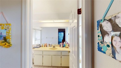 Make sure to check out the Virtual Tour for a 3D Model w/ on Meadow Oaks Golf and Country Club in Florida - for sale on GolfHomes.com, golf home, golf lot