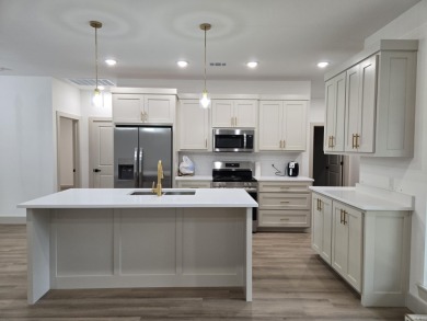 PRICED TO SELL! This property sounds absolutely fantastic! With on Diamondhead Golf and Country Club in Arkansas - for sale on GolfHomes.com, golf home, golf lot