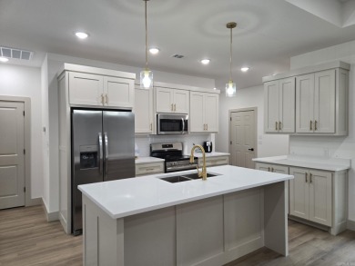 PRICED TO SELL! This property sounds absolutely fantastic! With on Diamondhead Golf and Country Club in Arkansas - for sale on GolfHomes.com, golf home, golf lot