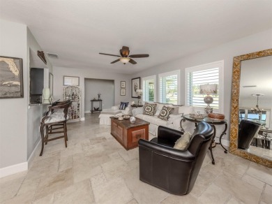 Under contract-accepting backup offers. This charming and cozy on Gulf Gate Golf Club in Florida - for sale on GolfHomes.com, golf home, golf lot