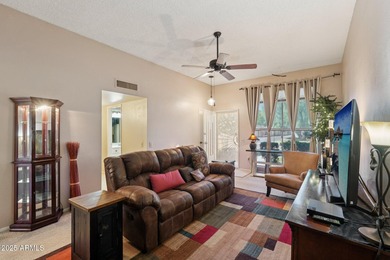Perfect Sun City Condo, 2 Bedrooms plus Arizona Room, 2 Baths on Sun City Lakes West and East in Arizona - for sale on GolfHomes.com, golf home, golf lot