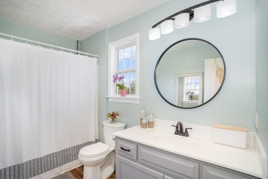 Gorgeous, Cozy, Well Loved, & Updated!  This 3 bed, 3 full bath on Battlefield Golf and Country Club in Kentucky - for sale on GolfHomes.com, golf home, golf lot