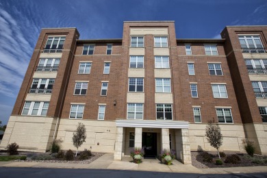 Stunning Hawk's Landing 2BR, 2BA condo with golf course views on Hawks Landing Golf Club in Wisconsin - for sale on GolfHomes.com, golf home, golf lot