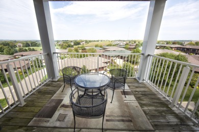 Stunning Hawk's Landing 2BR, 2BA condo with golf course views on Hawks Landing Golf Club in Wisconsin - for sale on GolfHomes.com, golf home, golf lot