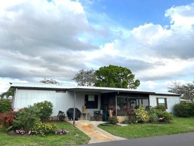 Discover this lovely furnished 2-bedroom, 2-bathroom single-wide on Crystal Lake Club in Florida - for sale on GolfHomes.com, golf home, golf lot