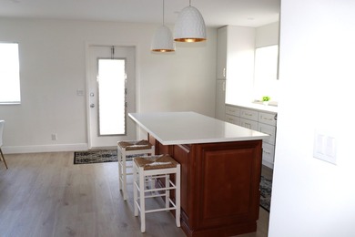 Remarks:Beautifully updated condo in the heart of Kings Point! on Kings Point Golf -Flanders Way in Florida - for sale on GolfHomes.com, golf home, golf lot