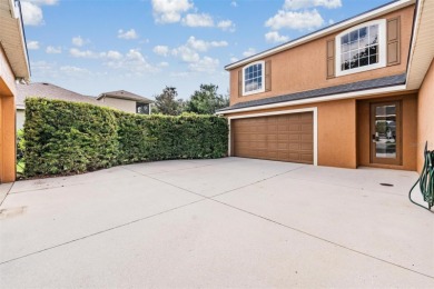 One or more photo(s) has been virtually staged. Luxury Sarasota on Heritage Oaks Golf and Country Club in Florida - for sale on GolfHomes.com, golf home, golf lot