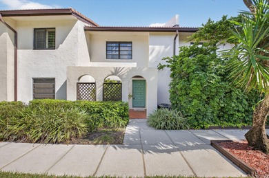 Renovated and ready to move into. New kitchen and baths on Boca Lago Golf and Country Club in Florida - for sale on GolfHomes.com, golf home, golf lot