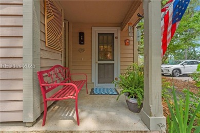 This chic Waterford end unit villa is ideally located to offer on Shipyard Golf Club in South Carolina - for sale on GolfHomes.com, golf home, golf lot