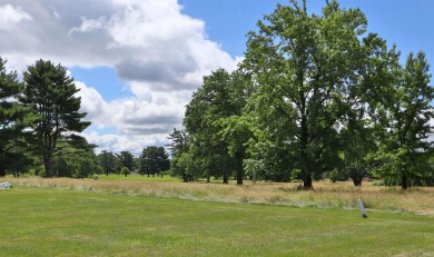 Welcome to this Beautiful Ranch-Style Home! on Tippecanoe Country Club in Indiana - for sale on GolfHomes.com, golf home, golf lot