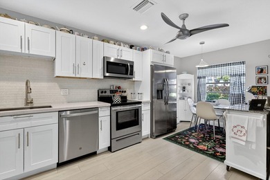 This beautifully redone two-bedroom, two-bath condo offers a on Hunters Run Golf and Country Club in Florida - for sale on GolfHomes.com, golf home, golf lot