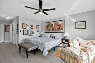 This beautifully redone two-bedroom, two-bath condo offers a on Hunters Run Golf and Country Club in Florida - for sale on GolfHomes.com, golf home, golf lot