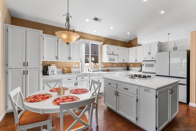 Beautifully maintained SINGLE STORY 2-bedroom, 2.5-bath on California Oaks Golf Course in California - for sale on GolfHomes.com, golf home, golf lot