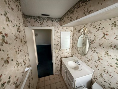 Beautiful end unit Villa in FAIRWAYS OF CAPRI, an all ages Golf on Sawgrass Golf Club in Florida - for sale on GolfHomes.com, golf home, golf lot