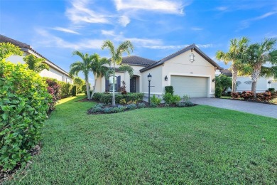 Welcome to LUXURY LIVING! This stunning 3 bedroom, 3 bath on Esplanade Golf and Country at Lakewood Ranch in Florida - for sale on GolfHomes.com, golf home, golf lot