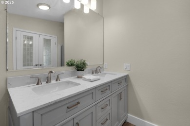 Welcome to this delightful three-bedroom, two-bath home situated on Gearhart Golf Links in Oregon - for sale on GolfHomes.com, golf home, golf lot