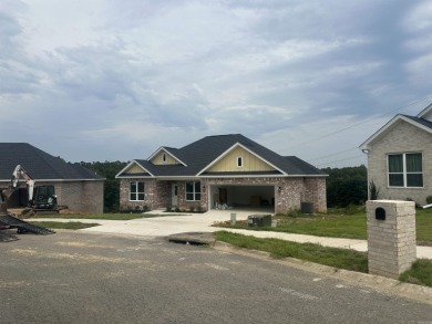 Home built by G2 Contractors.  Many upgrades to include all on Greystone Country Club in Arkansas - for sale on GolfHomes.com, golf home, golf lot