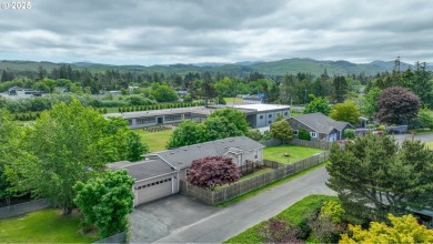 Welcome to this delightful three-bedroom, two-bath home situated on Gearhart Golf Links in Oregon - for sale on GolfHomes.com, golf home, golf lot