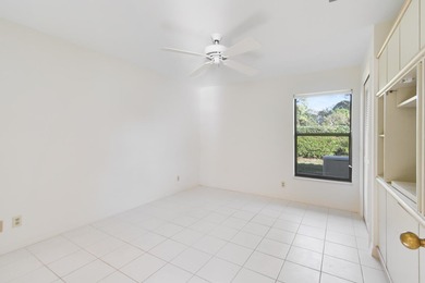 If you're looking for a tremendous deal to enter a 5-Star on Harbour Ridge Yacht and Country Club in Florida - for sale on GolfHomes.com, golf home, golf lot