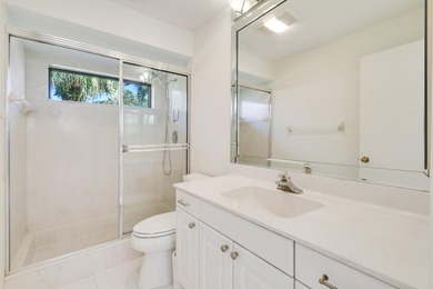 If you're looking for a tremendous deal to enter a 5-Star on Harbour Ridge Yacht and Country Club in Florida - for sale on GolfHomes.com, golf home, golf lot