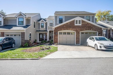 Beautifully updated townhome offers three finished levels with on Boone Links Golf Course in Kentucky - for sale on GolfHomes.com, golf home, golf lot