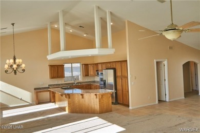 POOL HOME. Spacious 3 bedroom 2.5 bath property located in the on Los Lagos Golf Club in Arizona - for sale on GolfHomes.com, golf home, golf lot