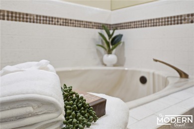 HE CONDO TO OWN THE ULTIMATE WINTER ESCAPE This prime on London Bridge Golf Course in Arizona - for sale on GolfHomes.com, golf home, golf lot