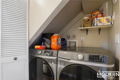 HE CONDO TO OWN THE ULTIMATE WINTER ESCAPE This prime on London Bridge Golf Course in Arizona - for sale on GolfHomes.com, golf home, golf lot