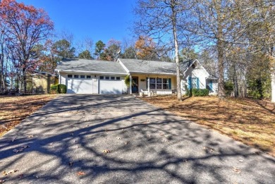 This delightful one-level residence offers a perfect blend of on Indian Hills Country Club in Arkansas - for sale on GolfHomes.com, golf home, golf lot