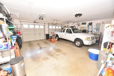 This delightful one-level residence offers a perfect blend of on Indian Hills Country Club in Arkansas - for sale on GolfHomes.com, golf home, golf lot