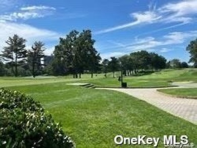 Magnificent Hi-Ranch on 26,136 sqft (0.6Acre) of land; 6 on Lake Success Golf Club in New York - for sale on GolfHomes.com, golf home, golf lot