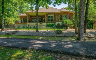 Beautiful Golf Course Living on the 17th Hole of Magellan - Par on Magellan Golf Course in Arkansas - for sale on GolfHomes.com, golf home, golf lot