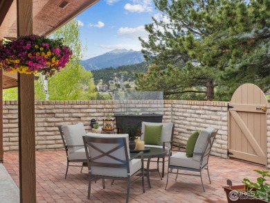 Easy living at Vista Lane! Drop off your groceries & hit the on Lake Estes Golf Course in Colorado - for sale on GolfHomes.com, golf home, golf lot