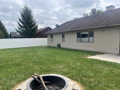 Looking at downsizing by the Golf course? Look no further, Cross on Cross Creek Golf Club in Indiana - for sale on GolfHomes.com, golf home, golf lot