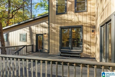 Spacious 1.5 story home with fully finished basement in the on Stillwaters Golf and Country Club in Alabama - for sale on GolfHomes.com, golf home, golf lot