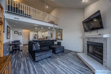 Top floor 2-bedroom loft unit spanning over 1400sqft and even on Lake Valley Country Club in Missouri - for sale on GolfHomes.com, golf home, golf lot