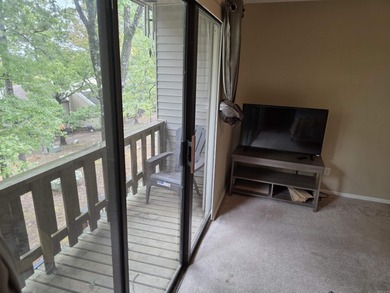 Furnished Condo move in ready. Just across from the cool pool on Mountain Ranch Golf Club in Arkansas - for sale on GolfHomes.com, golf home, golf lot