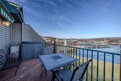 Top floor 3-bedroom loft unit spanning over 1400sqft! Welcome to on Lake Valley Country Club in Missouri - for sale on GolfHomes.com, golf home, golf lot