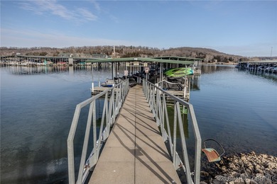 Top floor 3-bedroom loft unit spanning over 1400sqft! Welcome to on Lake Valley Country Club in Missouri - for sale on GolfHomes.com, golf home, golf lot