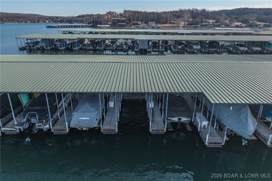 Top floor 3-bedroom loft unit spanning over 1400sqft! Welcome to on Lake Valley Country Club in Missouri - for sale on GolfHomes.com, golf home, golf lot