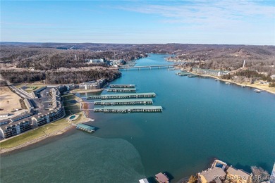 Top floor 3-bedroom loft unit spanning over 1400sqft! Welcome to on Lake Valley Country Club in Missouri - for sale on GolfHomes.com, golf home, golf lot