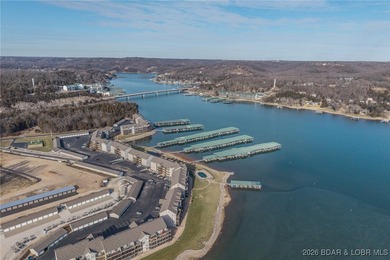 Top floor 3-bedroom loft unit spanning over 1400sqft! Welcome to on Lake Valley Country Club in Missouri - for sale on GolfHomes.com, golf home, golf lot