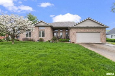 Love expansive vistas, golf, or just prefer a bit more privacy? on The Rail Golf Club in Illinois - for sale on GolfHomes.com, golf home, golf lot