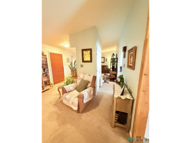 This charming 3 bed 2 bath 1822 sf ft home offers a relaxing on Sierra Del Rio Golf Club in New Mexico - for sale on GolfHomes.com, golf home, golf lot