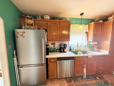 This charming 3 bed 2 bath 1822 sf ft home offers a relaxing on Sierra Del Rio Golf Club in New Mexico - for sale on GolfHomes.com, golf home, golf lot