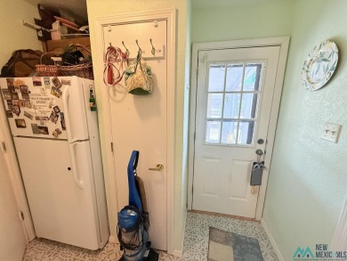 This charming 3 bed 2 bath 1822 sf ft home offers a relaxing on Sierra Del Rio Golf Club in New Mexico - for sale on GolfHomes.com, golf home, golf lot